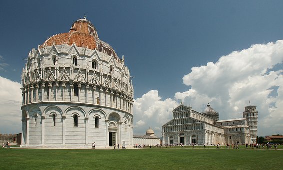 Piazza de miracoil, pisa 