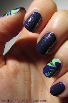 water marbling manicure