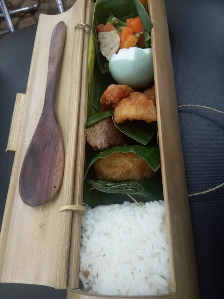 Ide Bisnis Tempat Bekal dari Bambu  Ekonomi Desa Kita