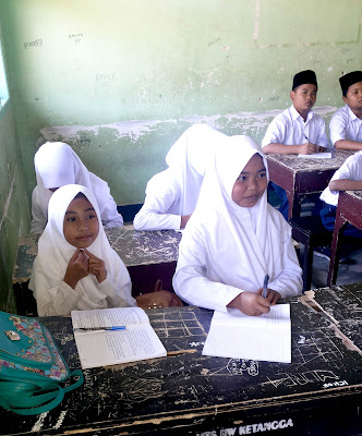 Bansos Tunai Anak Sekolah Rp 4.4 Juta. Inilah Kriteria dan Syarat Mutlak Mendapatkannya