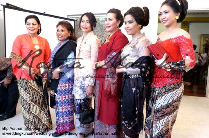 Ratna Maliki Kebaya