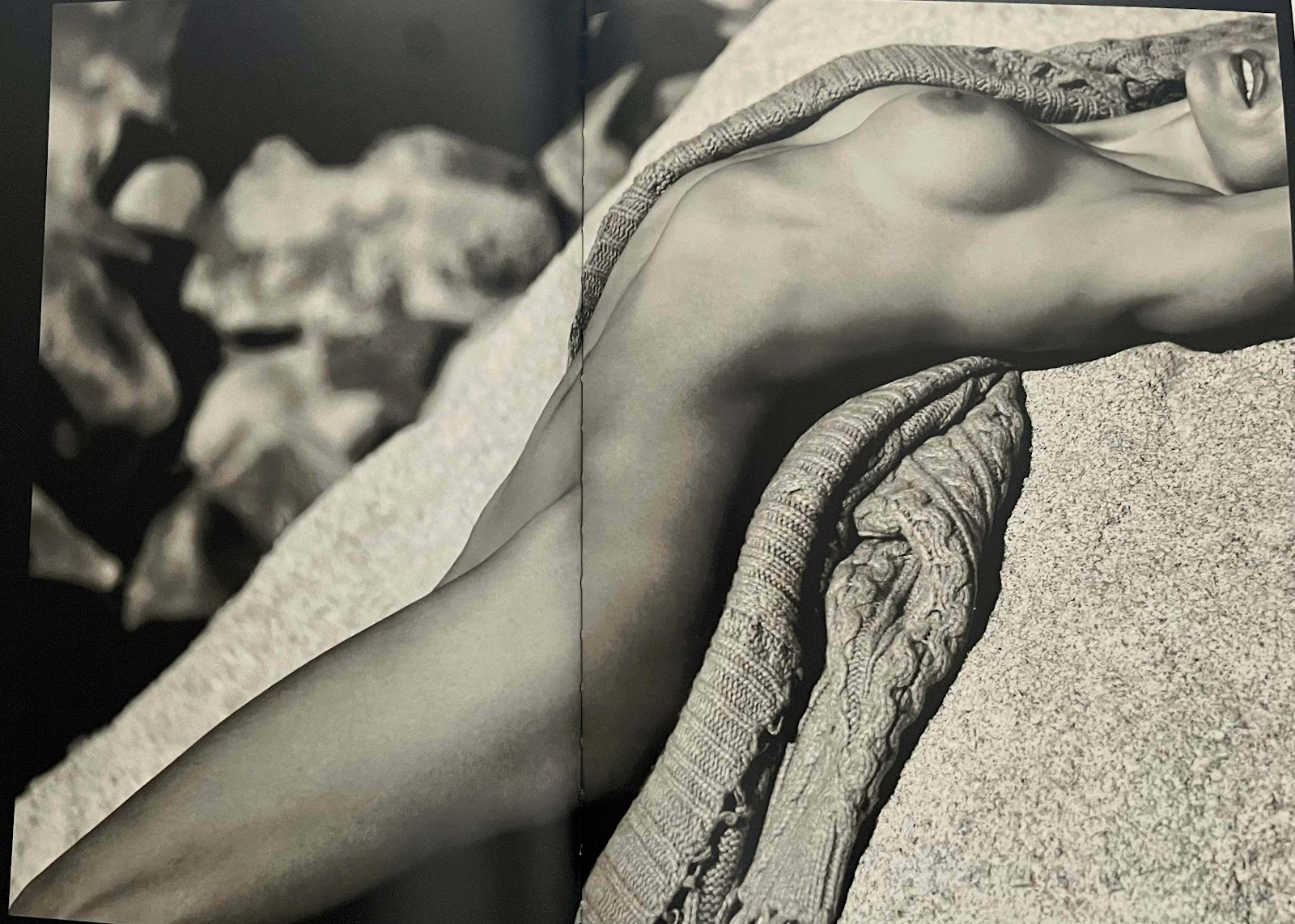 Alessandra Ambrosio Nude Photoshoot Archive.