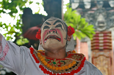 Barong Dance performance. Bali. Indonesia. Танцевальное представление Баронг. Бали. Индонезия.