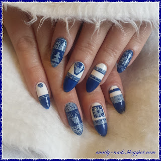 http://snaily-nails.blogspot.com/2016/12/goralski-sweterek.html