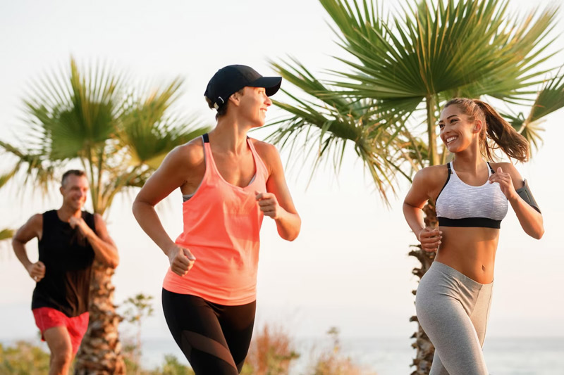 8 Ways to Workout Safely When It's Hot Outside