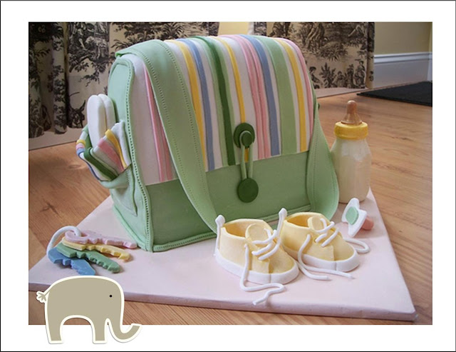 Isn't this a darling cake .....It's made of fondant. SOURCE