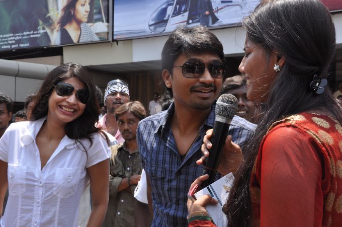 Katradhu Kalavu Bus Launch Images