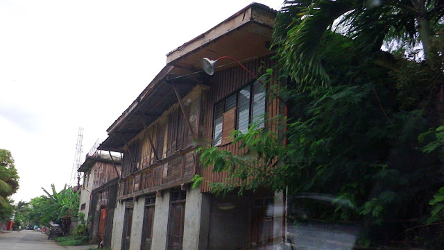 a beautiful old wooden house in Malitbog Southern Leyte