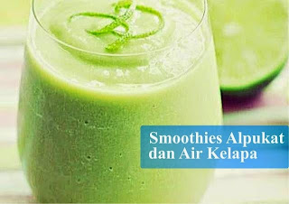 Smoothies Alpukat dan Air Kelapa