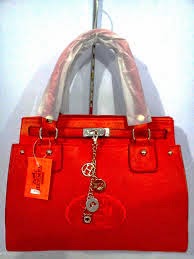 Model tas wanita hermes cantik simple warna merah modern