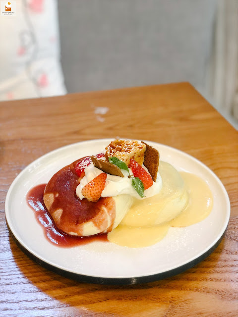 Ryoku Cafe เมนู Souffle Pancake