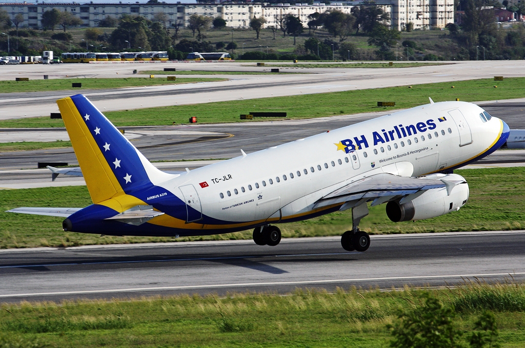 Resultado de imagen de B&H Airlines