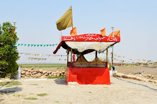 The throne or gaddi of Khwaja Khizr.