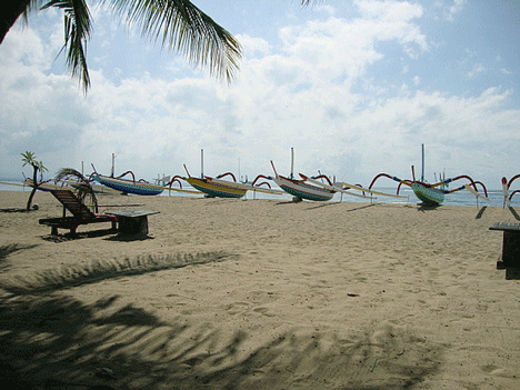 jukung sanur beach bali