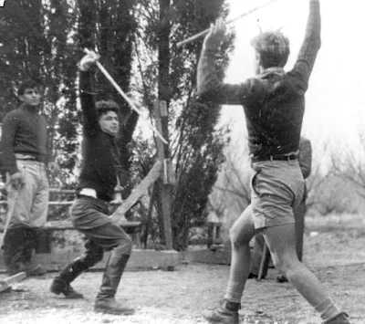 Maishel Horowitz training stick fighting