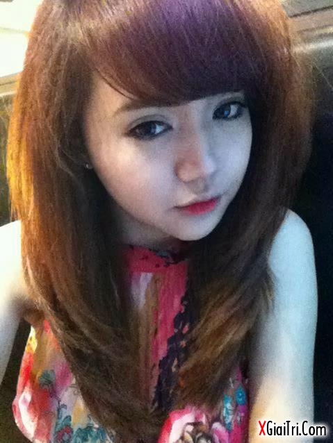 Tự sướng cùng Barbie Trang