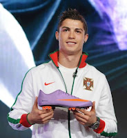 sepatu nike mercurial cr7