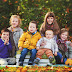 Jesienna sesja rodzinna - szóstka dzieciaków, piękna pogoda, polska
złota jesień :)