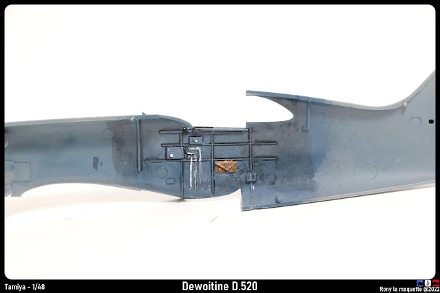 Le cockpit du maquette du Dewoitine D.520 de Tamiya au 1/48