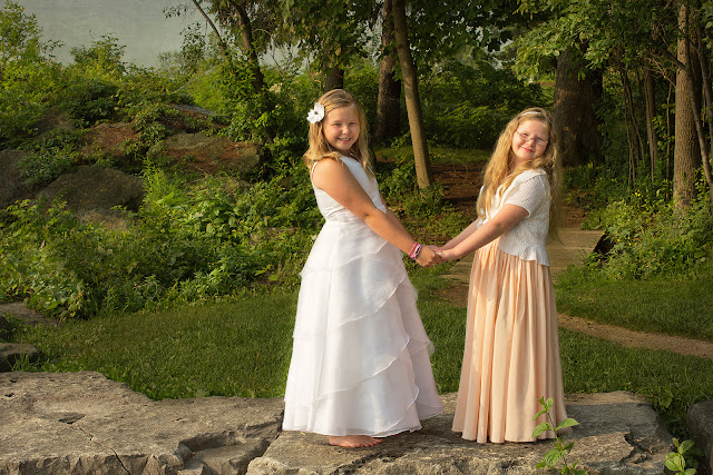 Sisters Photoshoot Adamson Estate wedding. Adora and Shiloh. Holly Cawfield Photography