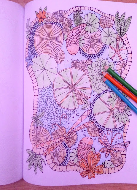 adult colouring magazine 