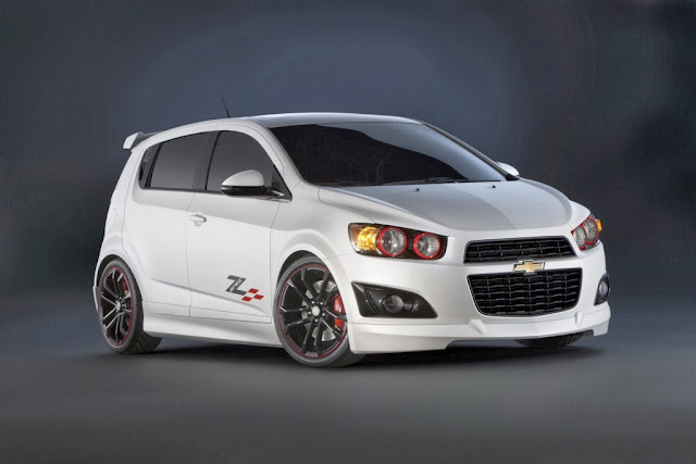 Chevrolet Sonic Hatchback Car Photos