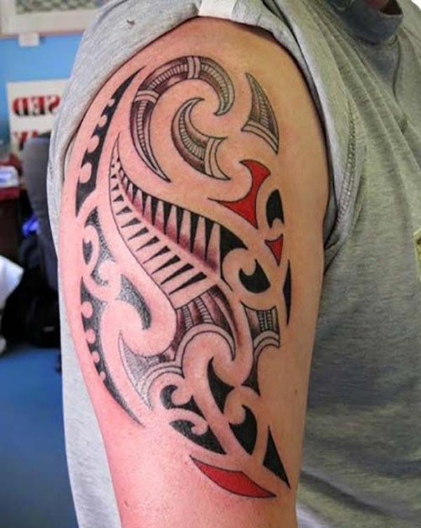 This is an amazing and fashionable tribal tattoo design ideas on the upper arm