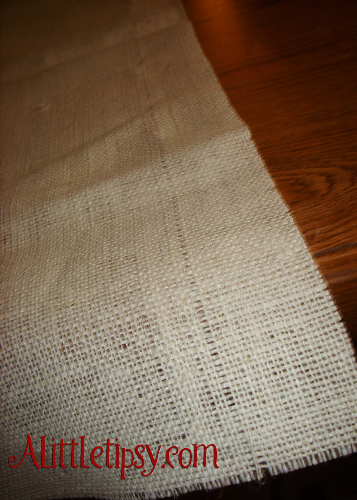 burlap table runner wedding