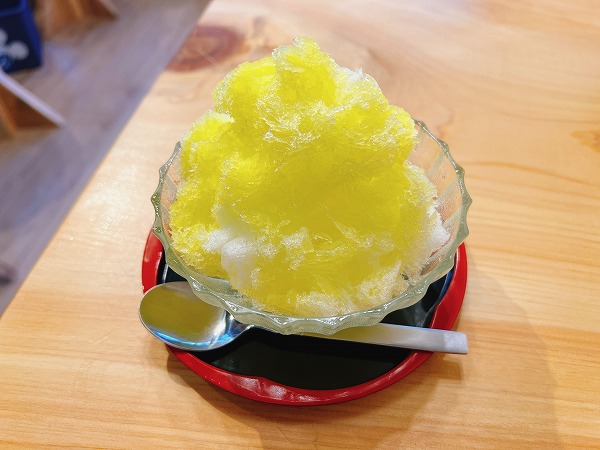 喜屋武さんの沖縄ごはんのレモンのかき氷