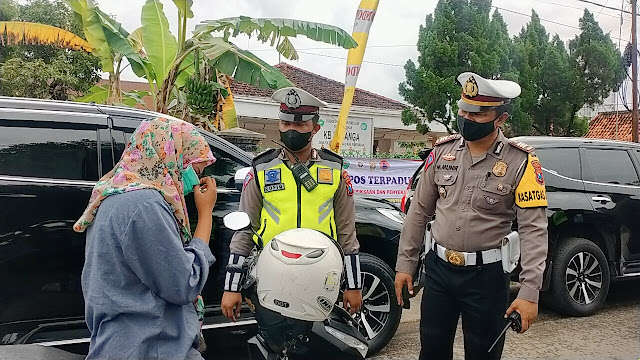 Satlantas Polres Pamekasan Melaksanakan Operasi Patuh Semeru 2022