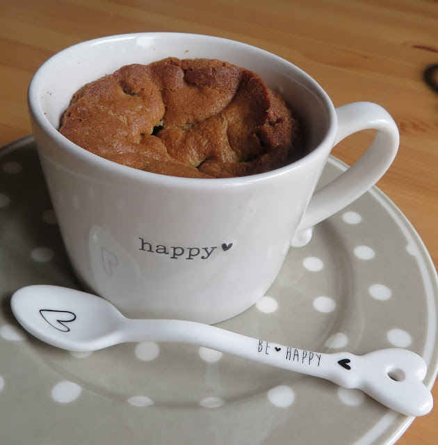 Deep Dish Chocolate Chip Cookie for One