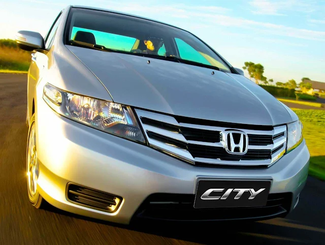 Honda City LX 2014: o sedã que não dá dor de cabeça