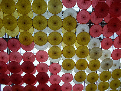 umbrellas as art, umbrella ceiling, parasols as art