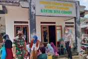 Kapolsek Bojonggambir Iptu Dandan Bersama Anggota Terus Sampaikan Himbauan Pada Warga.