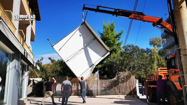 Αργολίδα: Ζημιές από τη νυχτερινή καταιγίδα και τους θυελλώδεις νοτιάδες στο Τολό (βίντεο)