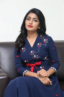 Actress Eesha Rebba Stills at Ragala 24 Gantallo Interview