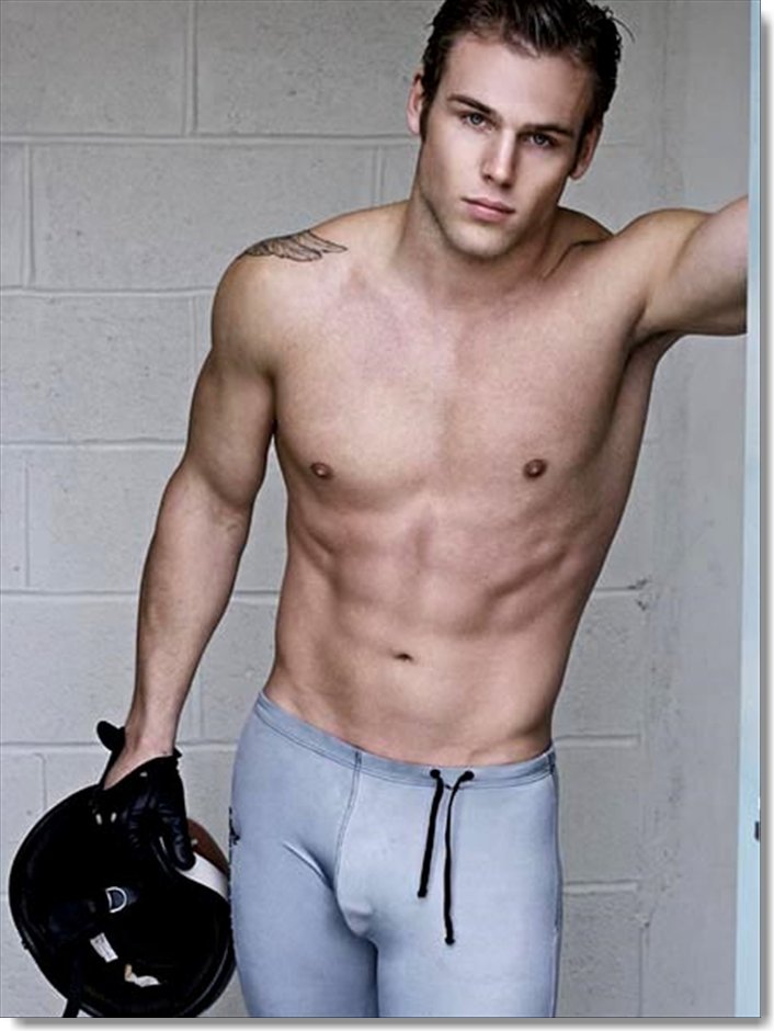 Model Sexy Man Bulges