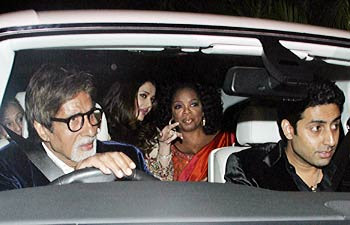 photos of oprah winfrey in india with amitabh bachchan, abhishek and aishwarya