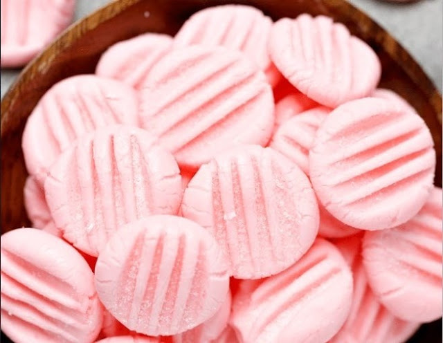 Cream Cheese Mints #desserts #candy