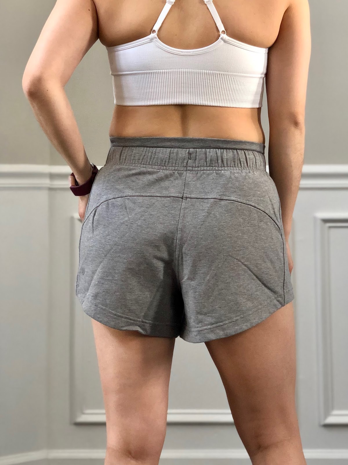 Lululemon Hotty Hot LR Short 4” Diamond Dye White Sheer Blue Silver Blue  NWT 10