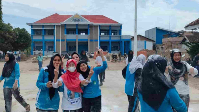 meriahnya-perlombaan-hut-ri-77-di-smk-blk-bandar-lampung