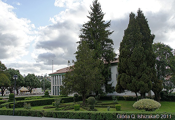 Sabugal - Glória Ishizaka - jardim do tribunal 1