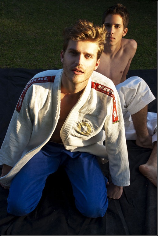 DSC_0566_857x1280