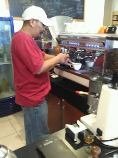 service coffee maker di bandung