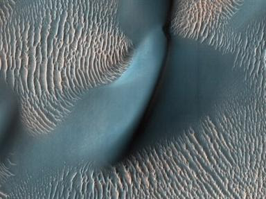 there are big holls on the mars
