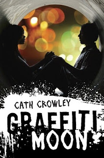 Book cover of Graffiti Moon by Cath Crowley 