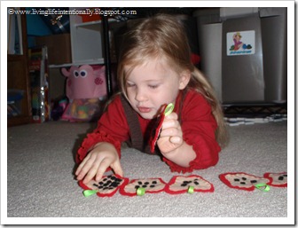 Putting Felt Apples in Order