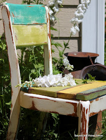 chippy happy chair with reclaimed wood http://bec4-beyondthepicketfence.blogspot.ca/2013/07/chippy-happy-chair.html