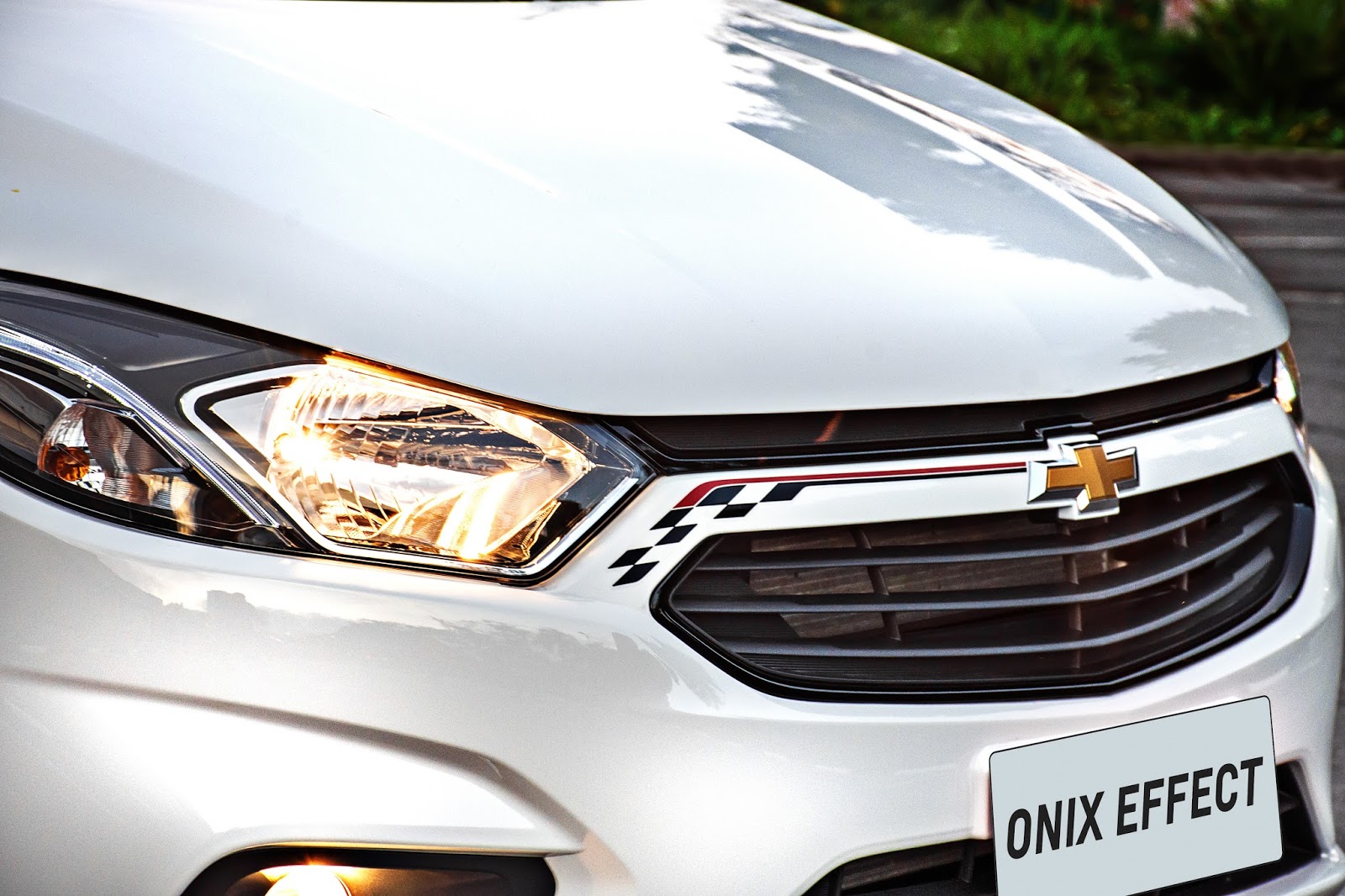 Novo Effect marca estreia da linha 2018 do Chevrolet Onix