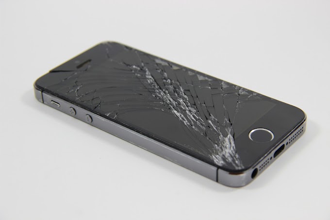 कैसे एक फटा Phone Screen को ठीक करे: Fix a Cracked Phone Screen